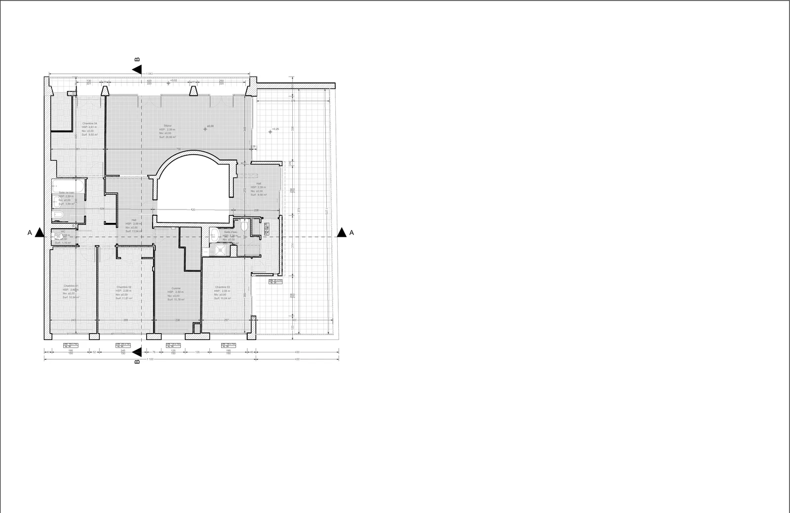 Plan coté d’un appartement familial de 110 m², quatre chambres.
