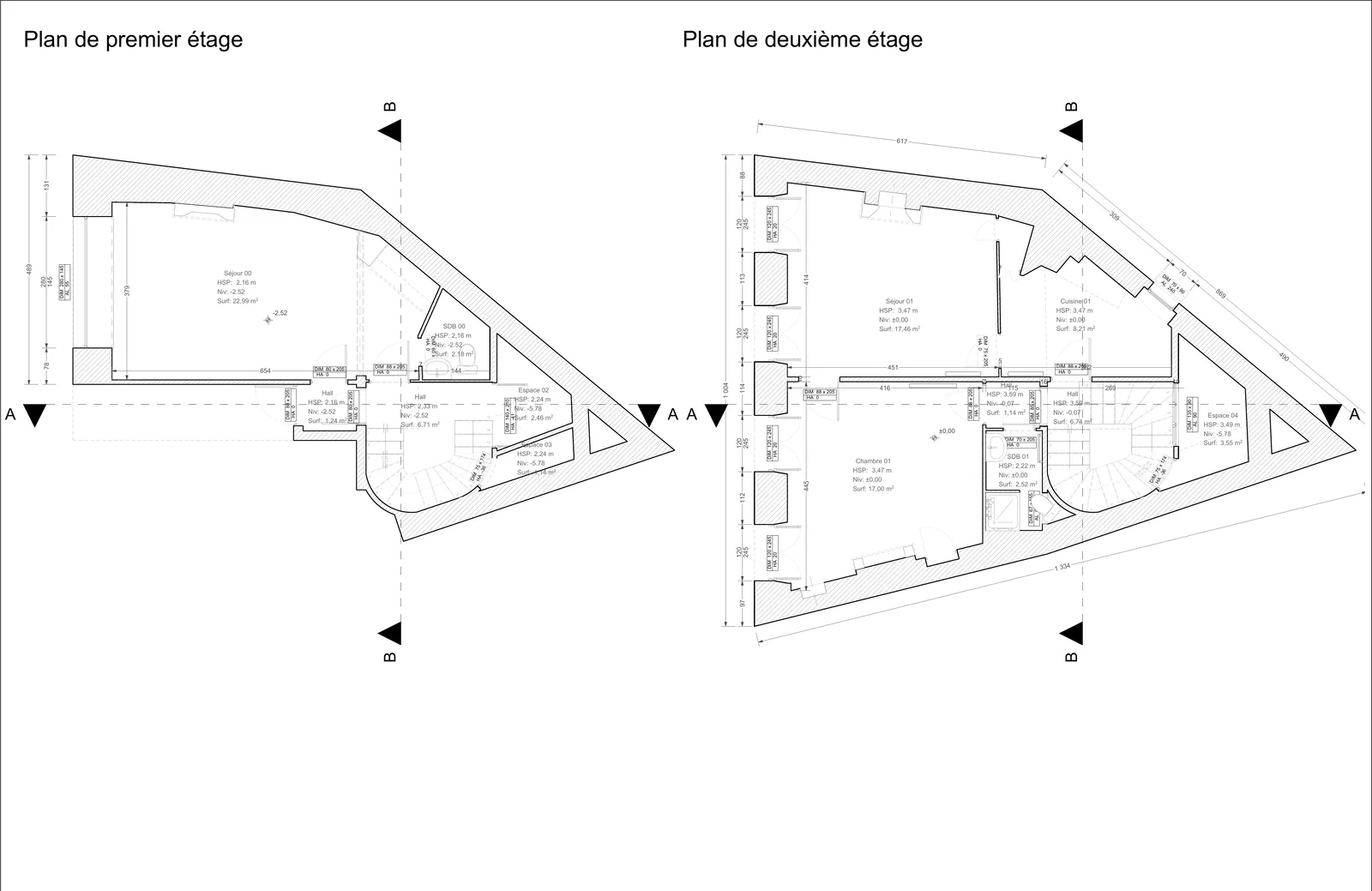 Plans de premier et deuxième étage cotés.